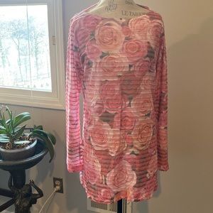 Whimsy Rose Top / shirt.  size X-LARGE
